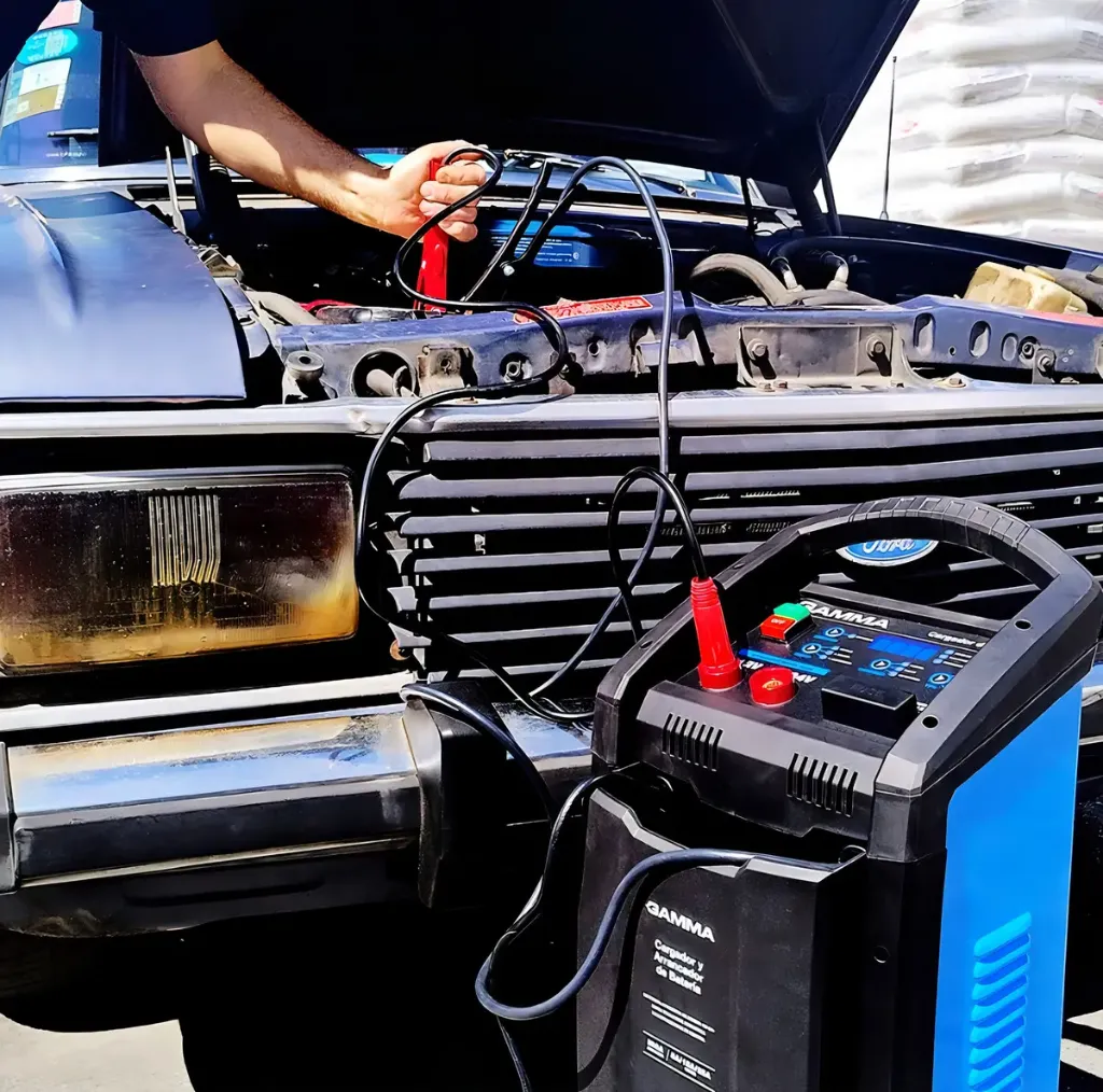 Cargador Arrancador Batería Auto Camión  1.webp