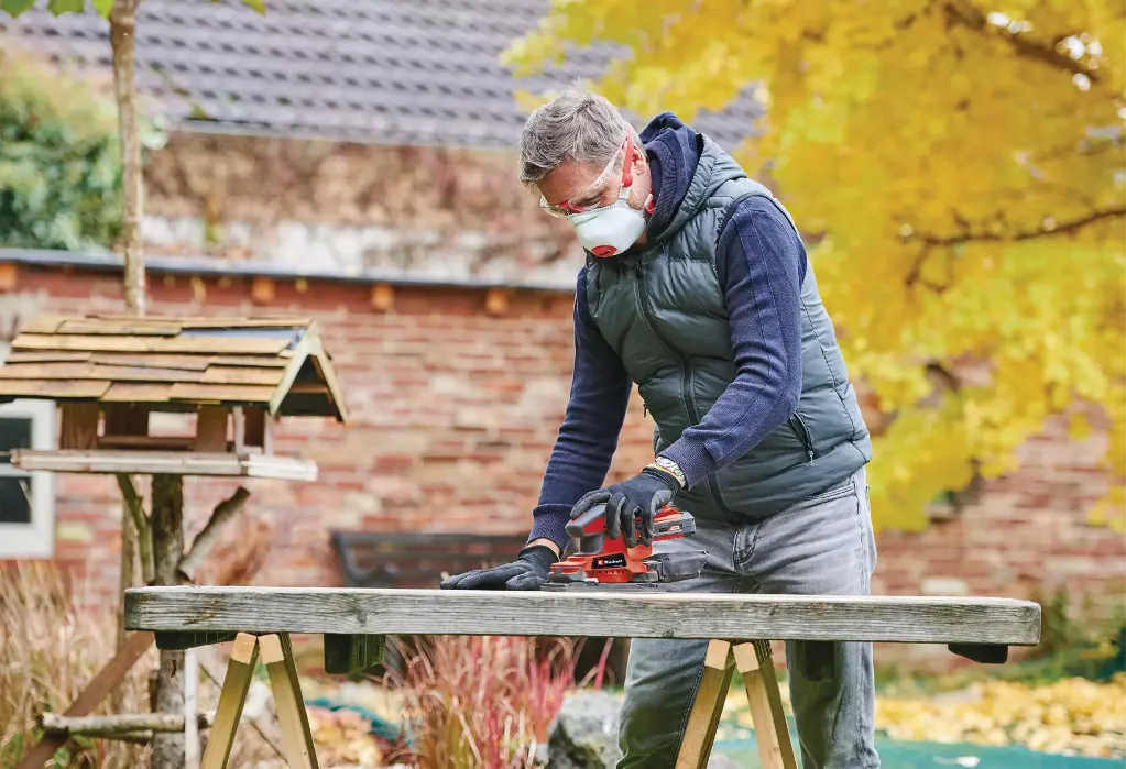 EINHELL LIJADORA ORBITAL 2.webp