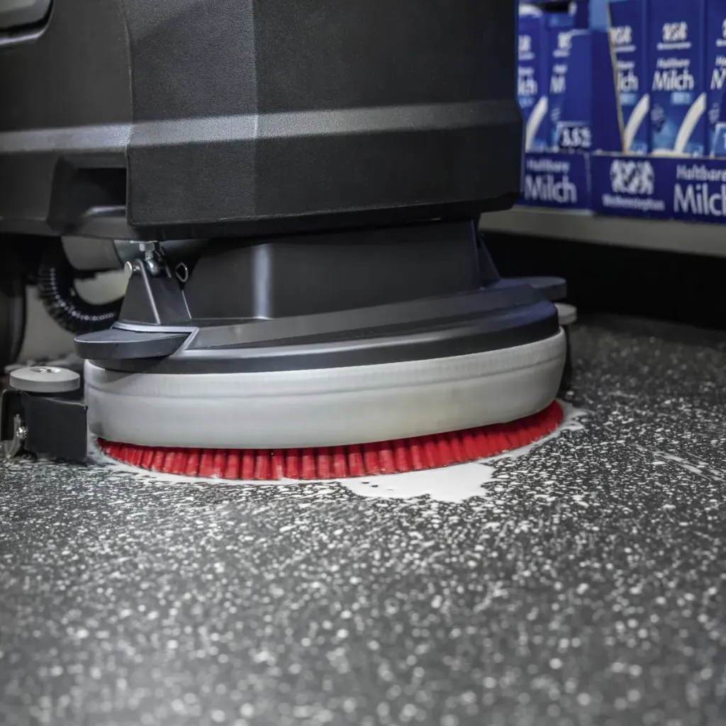 Fregadora Aspiradora De Pisos Karcher Bd 35-15 Clasicc Bf 5.webp