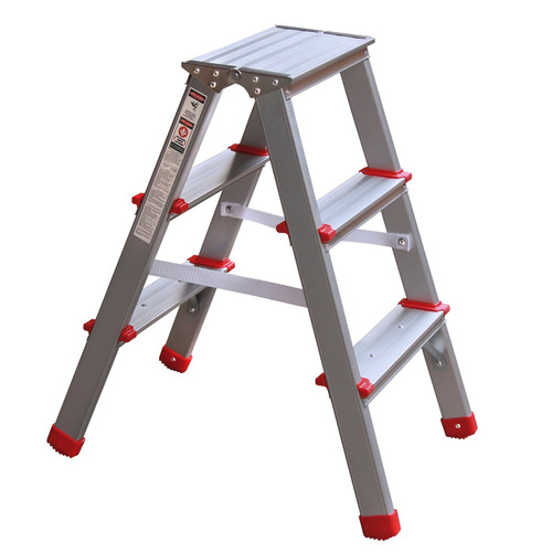 ESCALERA DOBLE LADO ALUM.3 PELDANOS- 66 CM    CAPACIDAD 120 KG
MEDIDAS: 0,389*0,633*0,659 M