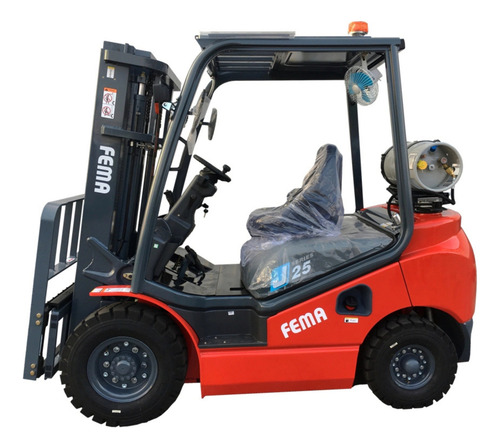 AUTOE.NAFTA/GAS.NISSAN-2500KG.ALT.3.00MT-DESPLAZADOR    MOTOR ISUZU C240- RUEDAS NEUMATICA , LUCES DE SEGURIDAD, LED FRONTAL, SIRENA RETROCESO, DIENTES DE 1070MM.